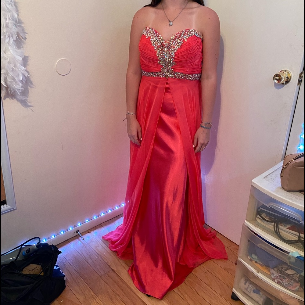 Prom evening gown